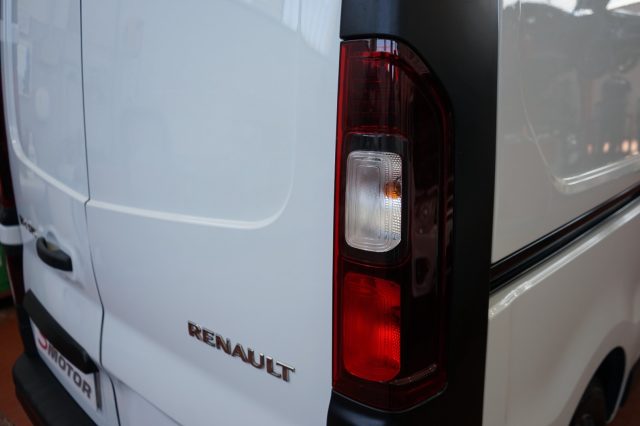 RENAULT Trafic usata, con Autoradio digitale