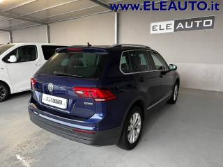 VOLKSWAGEN Tiguan usata, con Autoradio