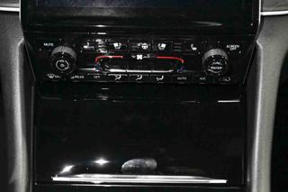 JEEP Grand Cherokee usata, con Controllo automatico clima