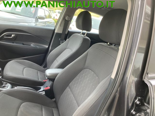 KIA Rio usata, con Fendinebbia