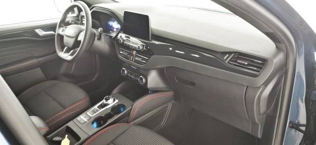 FORD Kuga usata, con Fari full-led