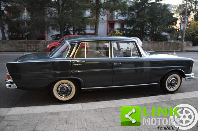 MERCEDES-BENZ 220 usata 11