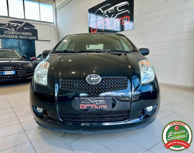 TOYOTA Yaris usata, con Airbag