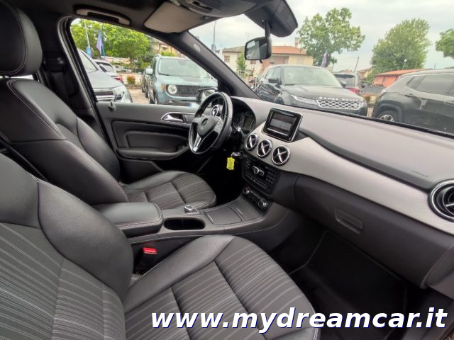 MERCEDES-BENZ B 180 usata, con Controllo trazione