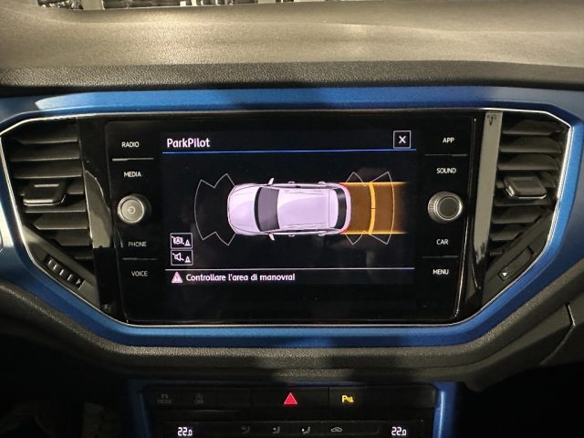 VOLKSWAGEN T-Roc usata, con Controllo automatico clima