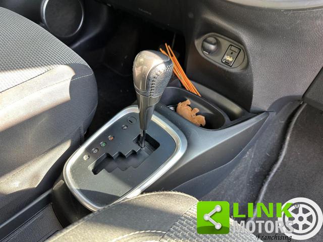 TOYOTA Yaris usata, con Volante in pelle