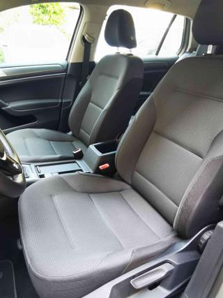 VOLKSWAGEN Golf usata, con Controllo trazione