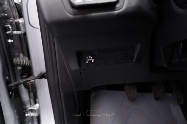 RENAULT Captur usata, con Servosterzo