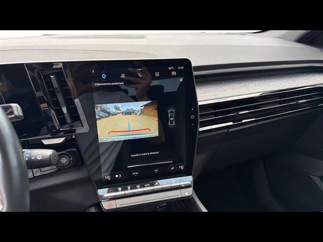 RENAULT Austral usata, con Sensori di parcheggio posteriori