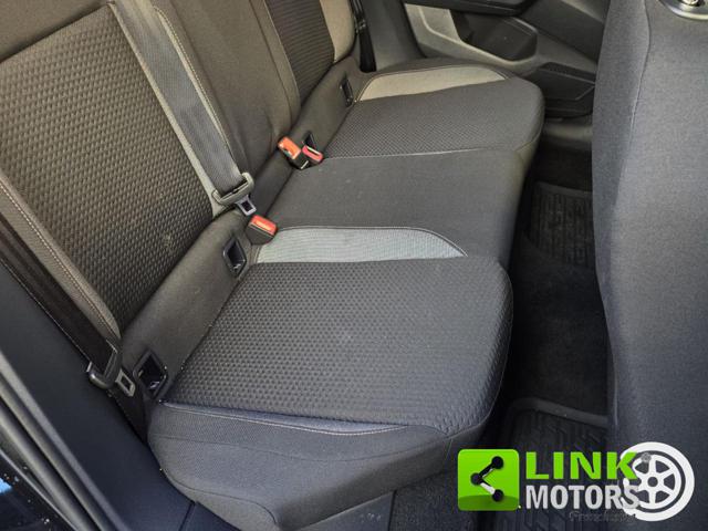 VOLKSWAGEN Taigo usata 36