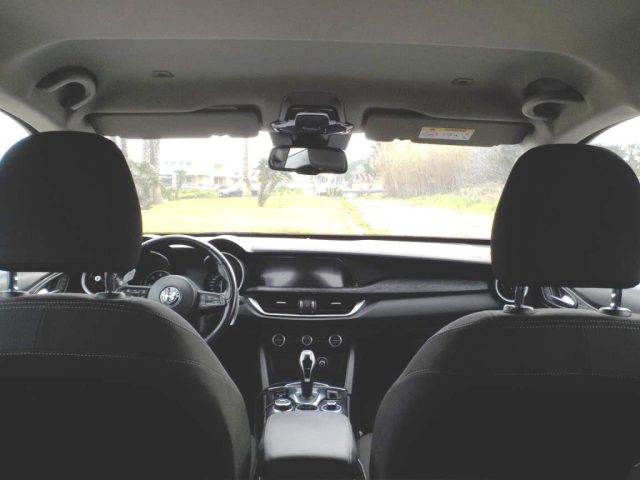 ALFA ROMEO Stelvio usata, con Luci diurne
