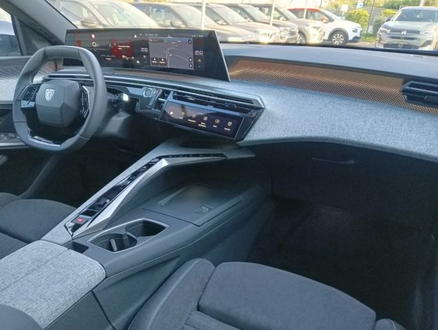PEUGEOT 3008 usata, con Controllo elettronico della corsia
