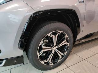 SUZUKI Across usata, con Volante in pelle