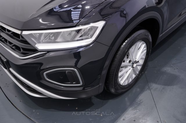 VOLKSWAGEN T-Roc usata 31