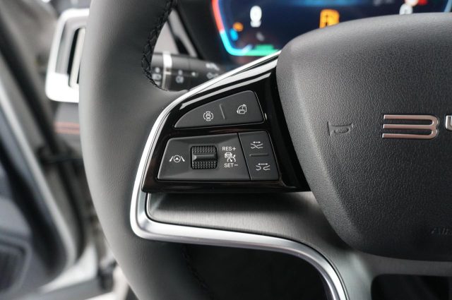 BYD Seal U usata, con Luci diurne LED