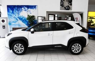 TOYOTA Yaris Cross usata, con Autoradio