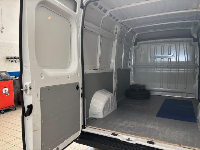 FIAT Ducato usata, con Sensori di parcheggio posteriori