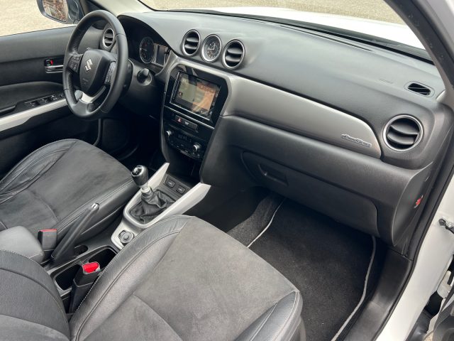 SUZUKI Vitara usata, con Autoradio