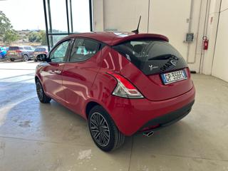 LANCIA Ypsilon usata, con Fendinebbia