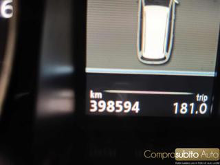 VOLKSWAGEN Passat Variant usata 22