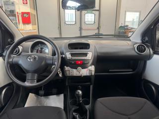 TOYOTA Aygo usata, con Bluetooth