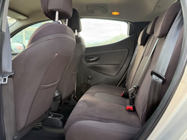 LANCIA Ypsilon usata 19