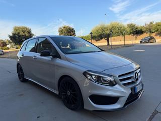 MERCEDES-BENZ B 200 usata, con Apple CarPlay