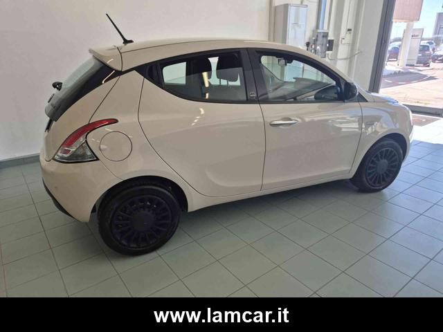 LANCIA Ypsilon usata, con ESP