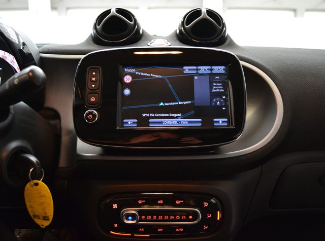 SMART ForFour usata, con Autoradio