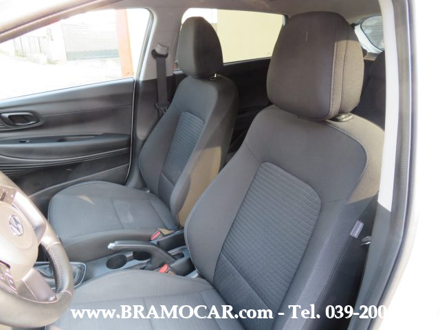 HYUNDAI i20 usata, con Luci diurne LED