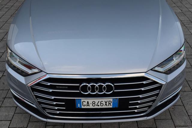 AUDI A8 usata, con Fari full-led