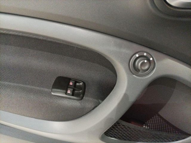 SMART ForTwo usata, con USB