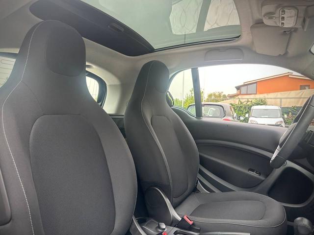 SMART ForTwo usata, con Leve al volante
