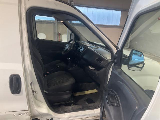 OPEL Combo usata, con Lettore CD