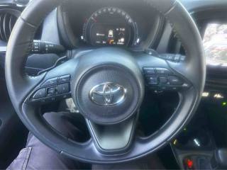 TOYOTA Aygo X usata, con Controllo automatico clima