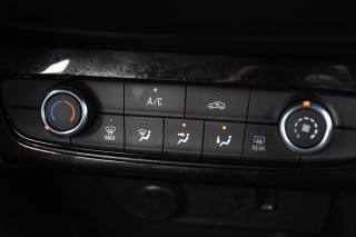OPEL Corsa usata, con USB