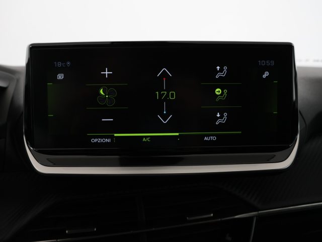 PEUGEOT 2008 usata, con Touch screen