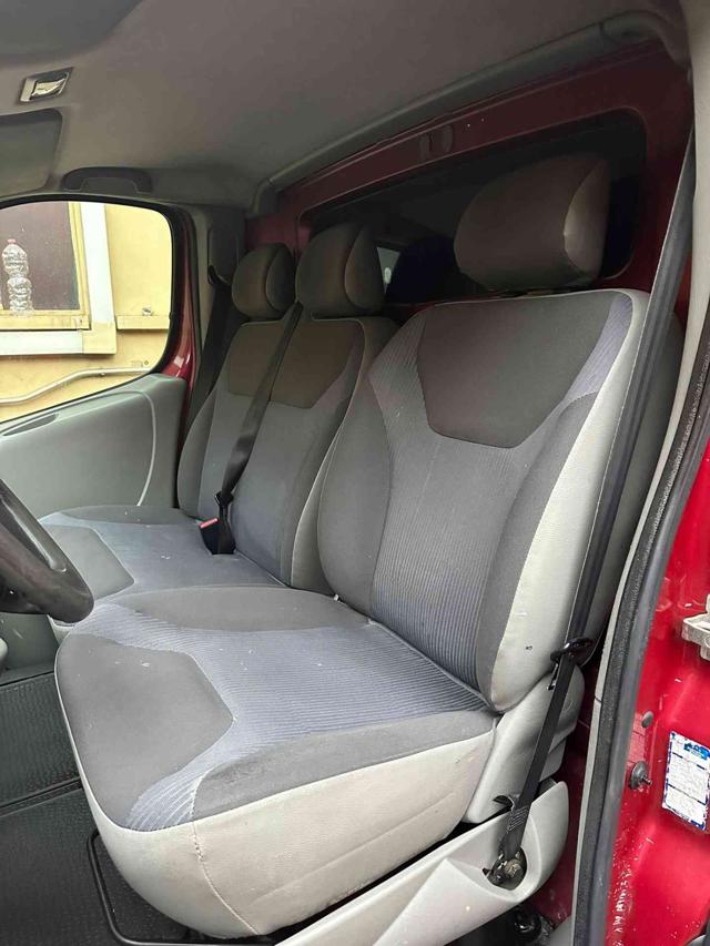 OPEL Vivaro usata 12