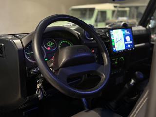 LAND ROVER Defender usata, con Controllo trazione