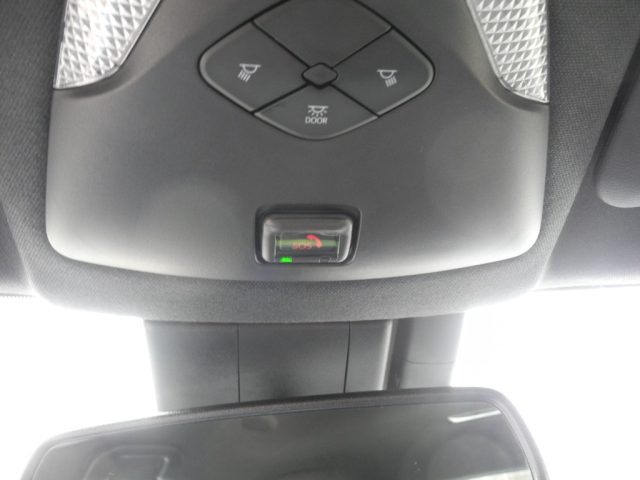 TOYOTA C-HR usata, con Climatizzatore automatico, 2 zone