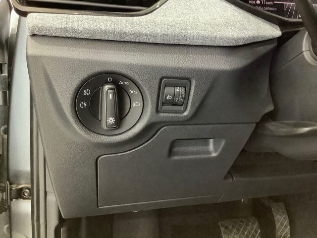 SKODA Kamiq usata, con Bracciolo
