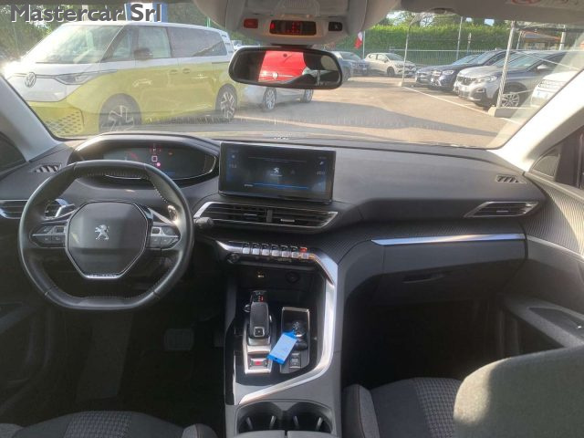 PEUGEOT 5008 usata, con Sedili riscaldati