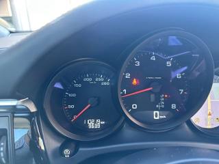 PORSCHE Macan usata, con Volante in pelle