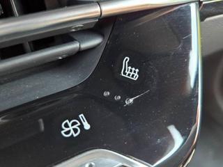PEUGEOT 208 usata, con Controllo automatico clima