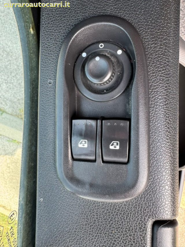 OPEL Movano usata, con Lettore CD