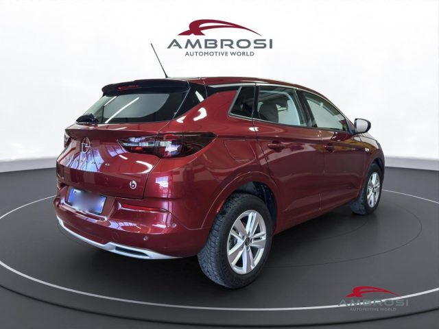 OPEL Grandland usata 2