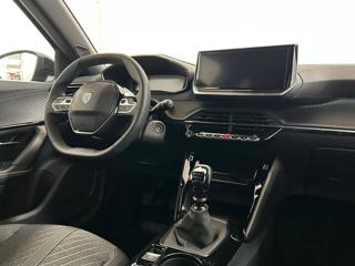 PEUGEOT 2008 usata, con Volante in pelle