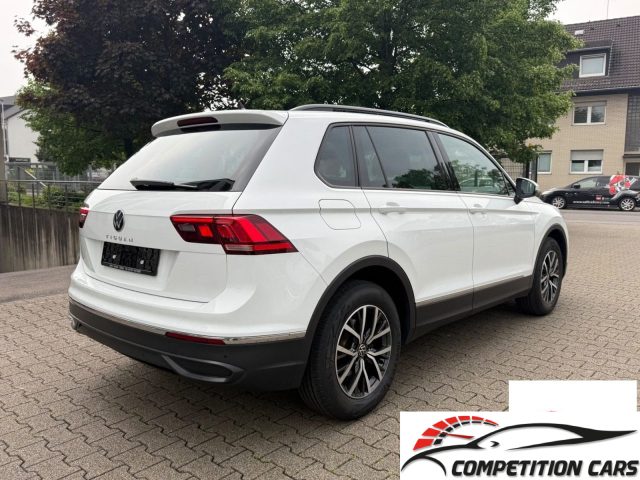 VOLKSWAGEN Tiguan usata, con Airbag Passeggero