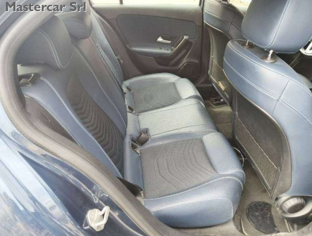 MERCEDES-BENZ A 180 usata, con Park Distance Control