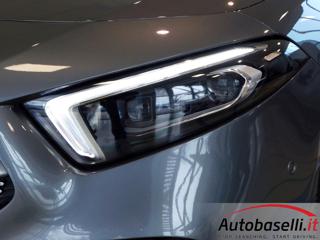 MERCEDES-BENZ A 200 usata, con Fari LED